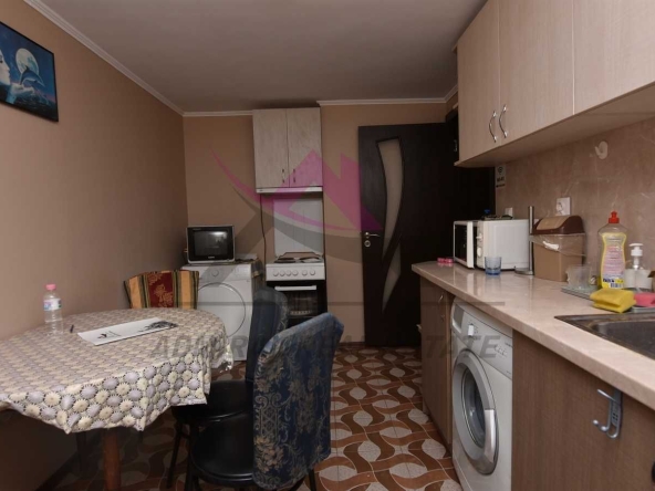 Дава се под наем Тристаен апартамент в Варна, Център - 70 кв.м за 600 € - Снимка #1