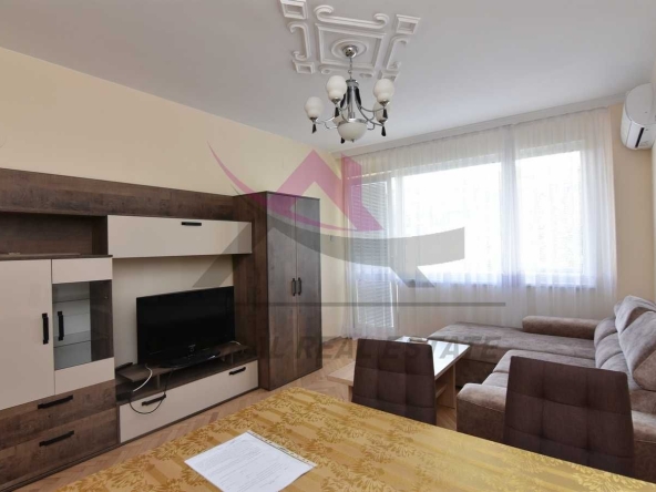 Дава се под наем Тристаен апартамент в Варна, Лятно кино Тракия - 90 кв.м за 550 € - Снимка #1