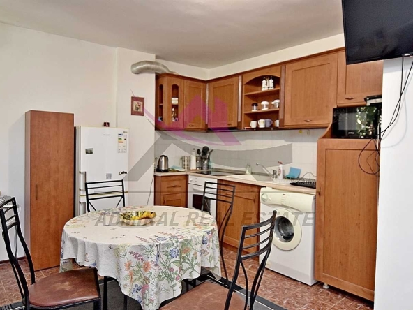 Дава се под наем Двустаен апартамент в Варна, Център - 70 кв.м за 614 € - Снимка #1