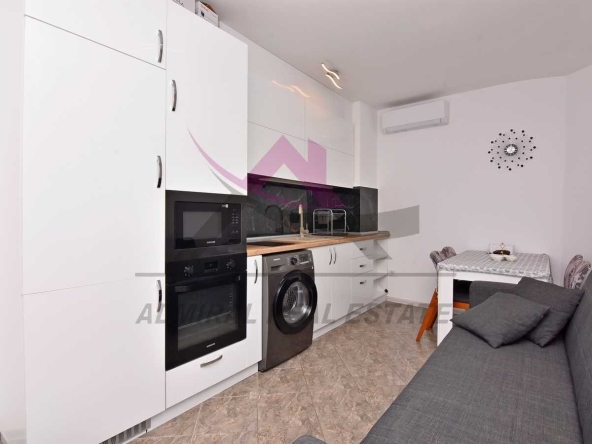 Двустаен апартамент в Варна, Аспарухово - 71 кв.м за 1620 €/кв.м - Снимка #1