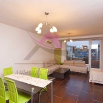 Дава се под наем Тристаен апартамент в Варна, Базар Левски - 100 кв.м за 614 € - Снимка #1