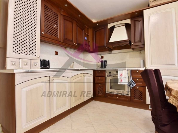 Тристаен апартамент в Варна, Лятно кино Тракия - 84 кв.м за 1200 €/кв.м - Снимка #1