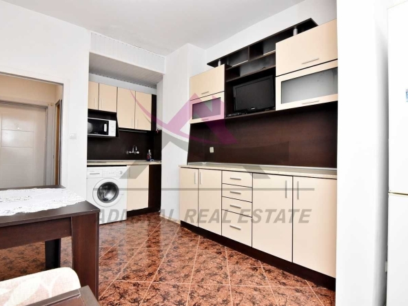 Двустаен апартамент в Варна, Цветен квартал - 52 кв.м за 1128 €/кв.м - Снимка #1