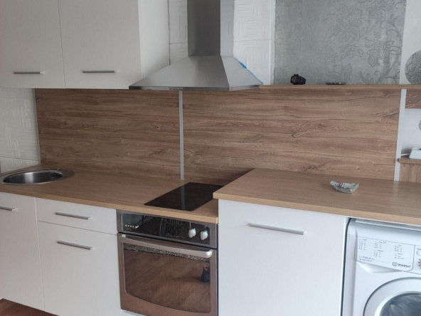 Дава се под наем Тристаен апартамент в София, Сухата река - 89 кв.м за 662.49 € - Снимка #1