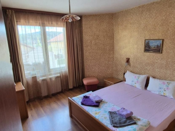 Дава се под наем Двустаен апартамент в Банкя - 70 кв.м за 700 € - Снимка #1