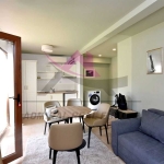 Дава се под наем Двустаен апартамент в к.к. Св.Св. Константин и Елена - 80 кв.м за 650 € - Снимка #1