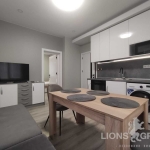 Дава се под наем Двустаен апартамент в Варна, Цветен квартал - 55 кв.м за 460 € - Снимка #1