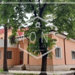 Къща в Добрич, Център - 310 кв.м за 601 €/кв.м - Снимка #1