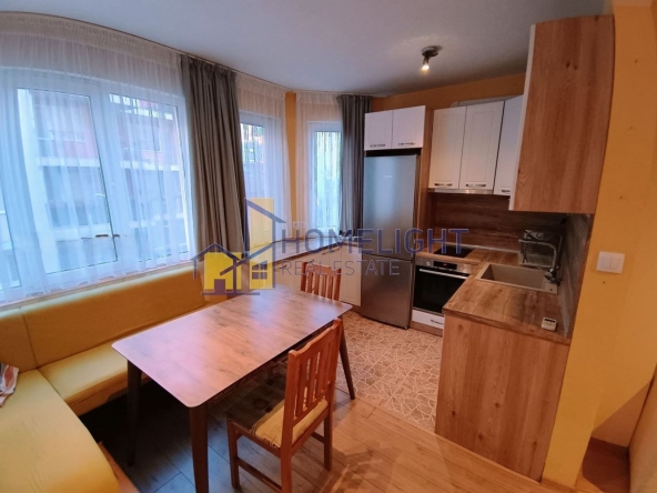 Дава се под наем Тристаен апартамент в София, Център - 100 кв.м за 698.19 € - Снимка #1