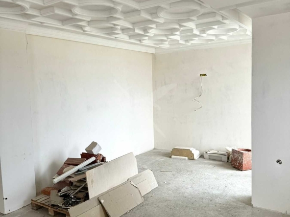 Многостаен апартамент в к.к. Слънчев бряг - 333 кв.м за 781 €/кв.м - Снимка #1