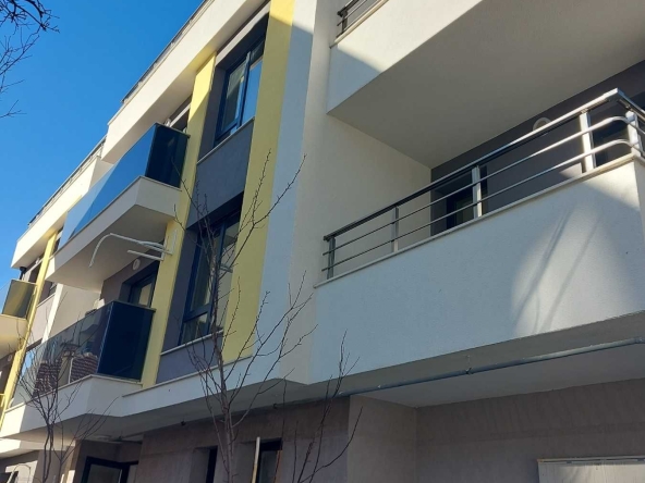 Тристаен апартамент в Стара Загора, Била - 107 кв.м за 1729 €/кв.м - Снимка #1