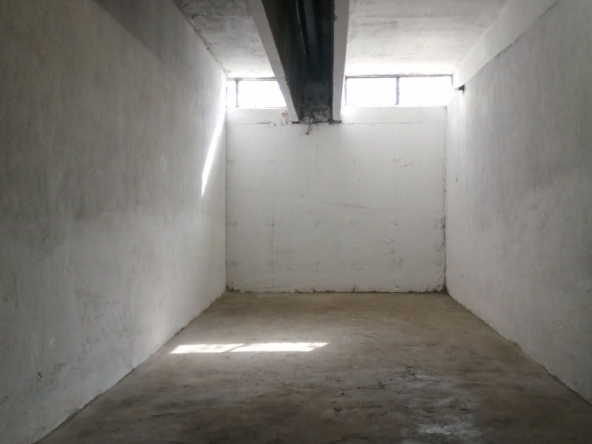 Дава се под наем Гараж / Паркомясто в Пловдив, Индустриална зона - Тракия - 18 кв.м за 91.8 € - Снимка #1