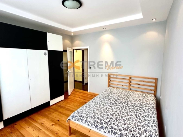 Тристаен апартамент в Варна, Кайсиева градина - 80 кв.м за 1500 €/кв.м - Снимка #1