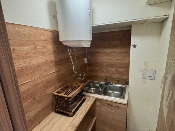 Дава се под наем Магазин в Бургас, Братя Миладинови - 120 кв.м за 331.5 € - Снимка #1