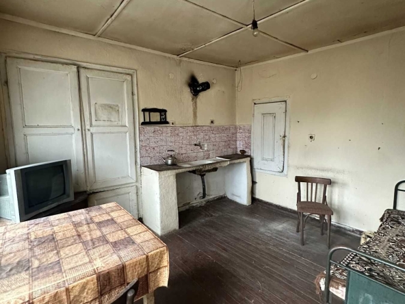 Къща в с. Климент, Област Пловдив - 60 кв.м за 450 €/кв.м - Снимка #1