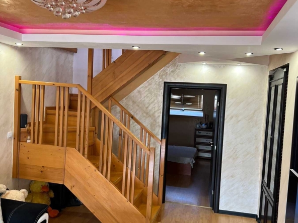 Дава се под наем Мезонет в Пловдив, Кючук Париж - 157 кв.м за 159500 € - Снимка #1