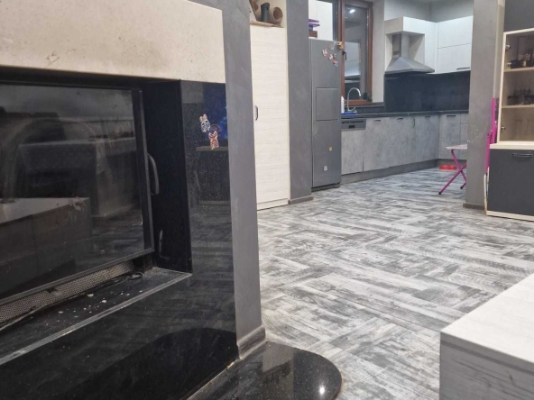 Къща в Бургас, Възраждане - 140 кв.м за 620 €/кв.м - Снимка #1