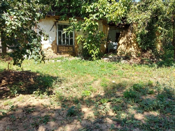 Парцел в с. Горни Романци, Област Перник - 984 кв.м за 17 €/кв.м - Снимка #1