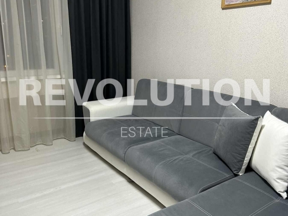 Дава се под наем Тристаен апартамент в Варна, Чайка - 85 кв.м за 500 € - Снимка #1