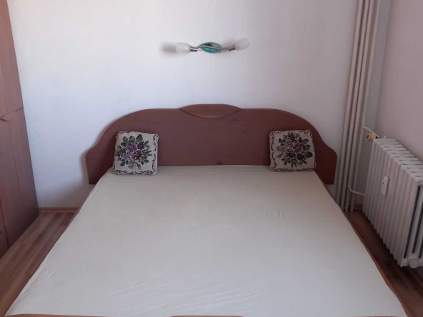 Дава се под наем Тристаен апартамент в Варна, Център - 90 кв.м за 612 € - Снимка #1