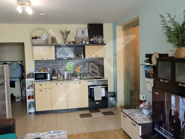 Тристаен апартамент в Поморие - 83 кв.м за 1446 €/кв.м - Снимка #1