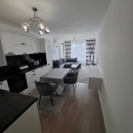 Дава се под наем Тристаен апартамент в Враца, Център - 93 кв.м за 510 € - Снимка #1