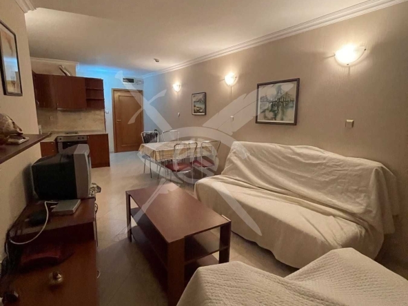 Двустаен апартамент в к.к. Слънчев бряг - 69 кв.м за 1232 €/кв.м - Снимка #1