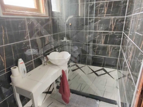 Къща в София, Хладилника - 210 кв.м за 321 €/кв.м - Снимка #1