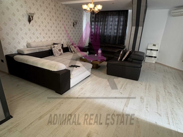 Тристаен апартамент в Варна, Левски - 145 кв.м за 1704 €/кв.м - Снимка #1