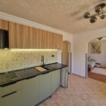 Дава се под наем Двустаен апартамент в Варна, м-т Траката - 40 кв.м за 449 € - Снимка #1