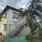 Къща в с. Гюешево, Област Кюстендил - 160 кв.м за 208 €/кв.м - Снимка #1