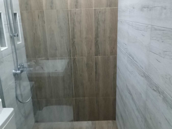 Двустаен апартамент в Разград, Орел - 75 кв.м за 1054 €/кв.м - Снимка #1