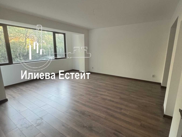 Четиристаен апартамент в Димитровград - 102 кв.м за 800 €/кв.м - Снимка #1