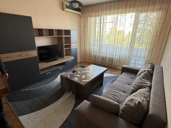 Дава се под наем Двустаен апартамент в София, Дружба 1 - 68 кв.м за 500 € - Снимка #1