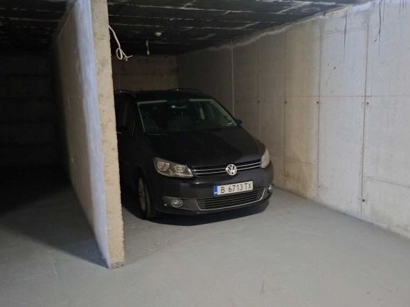 Гараж / Паркомясто в Варна, Изгрев - 18 кв.м за 7 €/кв.м - Снимка #1