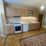 Дава се под наем Тристаен апартамент в София, Център - 88 кв.м за 664.68 € - Снимка #1