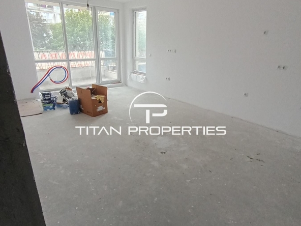 Тристаен апартамент в Бургас, Славейков - 115 кв.м за 2279 €/кв.м - Снимка #1