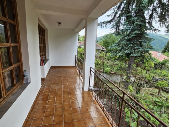 Къща в с. Владо Тричков, Област София-област - 216 кв.м за 598 €/кв.м - Снимка #1