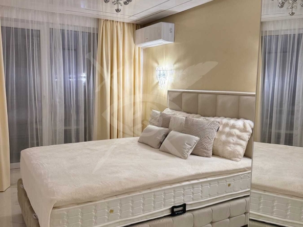 Дава се под наем Двустаен апартамент в Пловдив, Южен - 80 кв.м за 700 € - Снимка #1