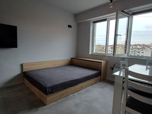 Дава се под наем Едностаен апартамент в Перник, Мошино - 30 кв.м за 260 € - Снимка #1