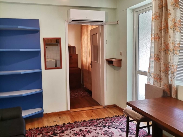 Дава се под наем Двустаен апартамент в Сливен, Център - 57 кв.м за 140.25 € - Снимка #1