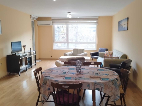 Дава се под наем Двустаен апартамент в Варна, Погреби - 73 кв.м за 510 € - Снимка #1