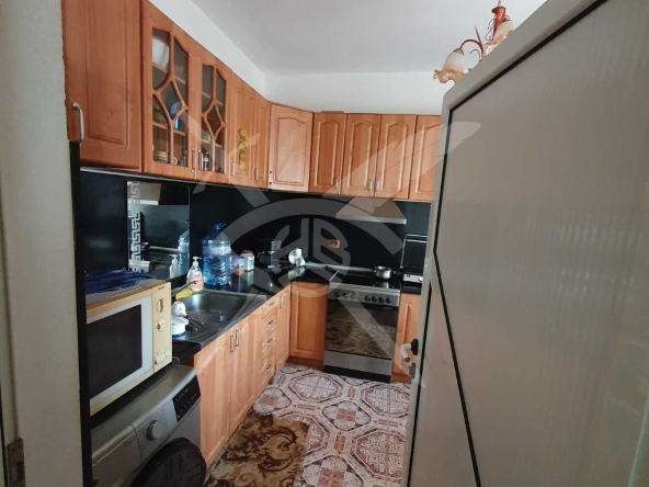 Промишлена сграда в с. Маноле, Област Пловдив - 4517 кв.м за 71 €/кв.м - Снимка #1