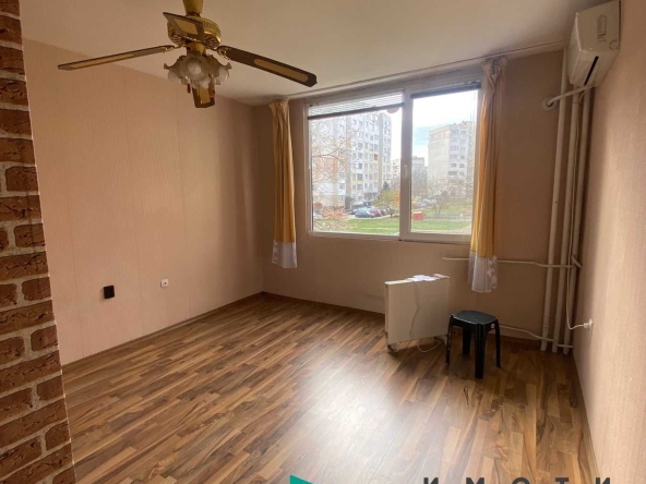 Дава се под наем Едностаен апартамент в София, Център - 28 кв.м за 248.88 € - Снимка #1