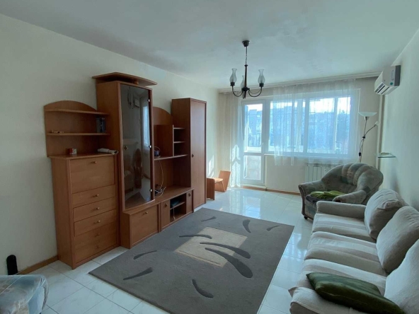 Тристаен апартамент в София, Център - 87 кв.м за 1085 €/кв.м - Снимка #1