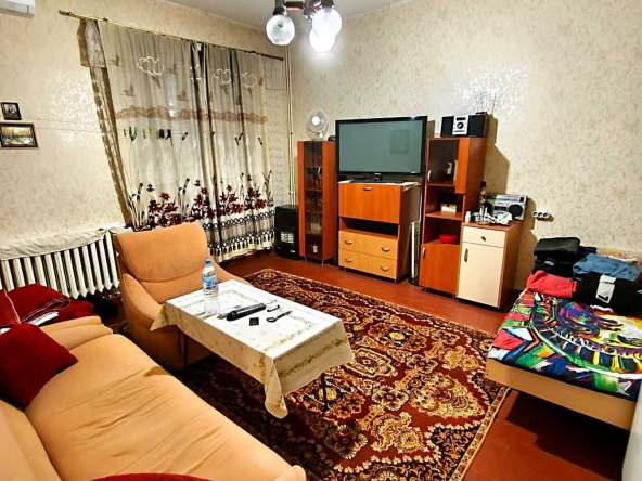Двустаен апартамент в Перник, Център - 71 кв.м за 567 €/кв.м - Снимка #1