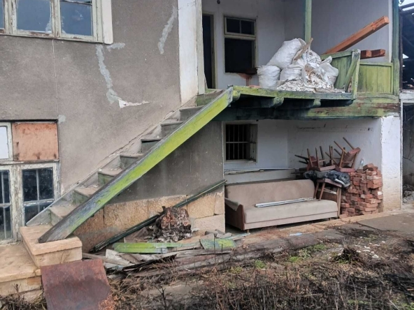 Къща в с. Осенец, Област Разград - 69 кв.м за 133 €/кв.м - Снимка #1