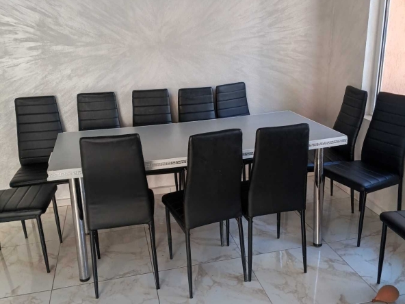 Дава се под наем Магазин в Разград, Освобождение - 105 кв.м за 1020 € - Снимка #1