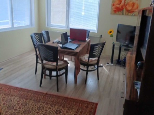 Етаж от къща в с. Стражец, Област Разград - 124 кв.м за 987 €/кв.м - Снимка #1