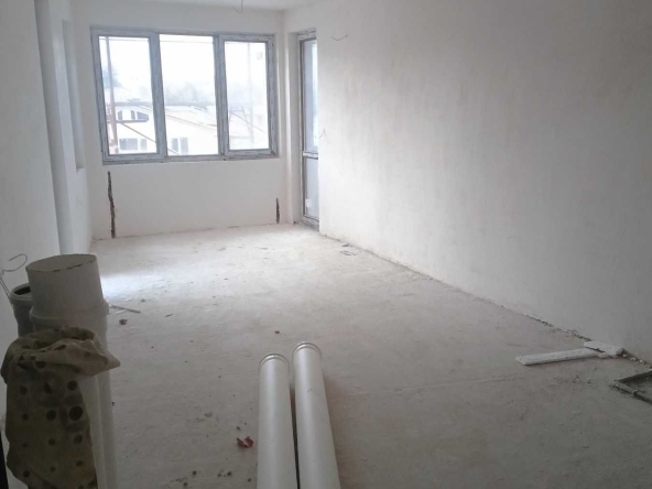 Тристаен апартамент в Разград, Освобождение - 98 кв.м за 1302 €/кв.м - Снимка #1